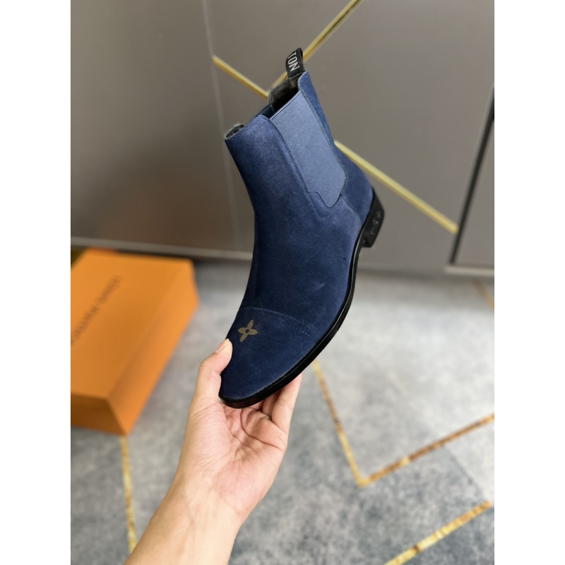 l**is V*t*n boots